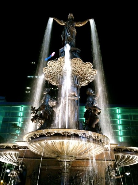 Cincinnati fountain square