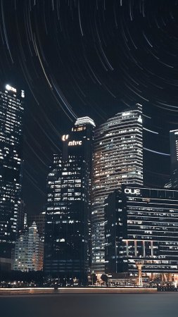 Обои на айфон ночной город скачать фон 2160 x 3840