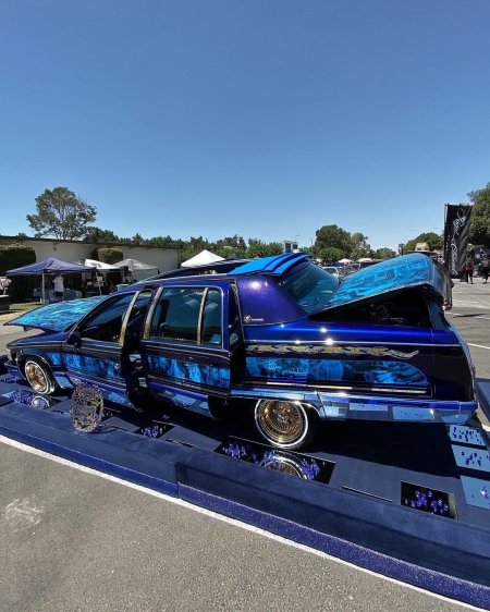 Cadillac fleetwood lowrider