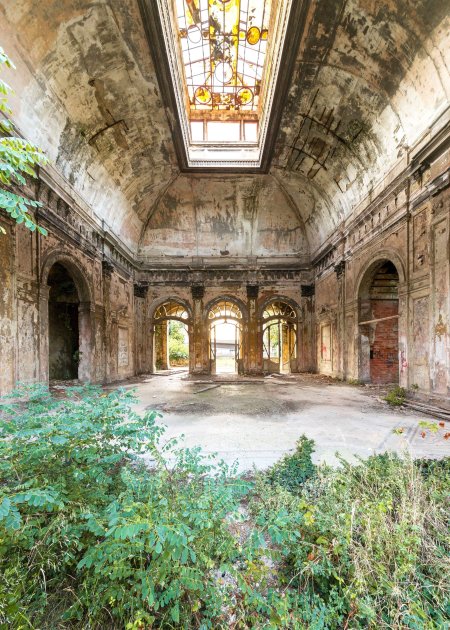 Abandoned place