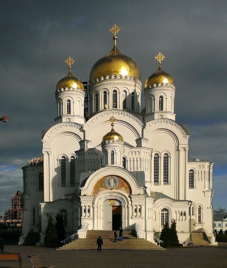 Свято-троицкий серафимо-дивеевский монастырь