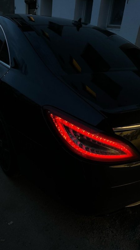 Mercedes benz cls