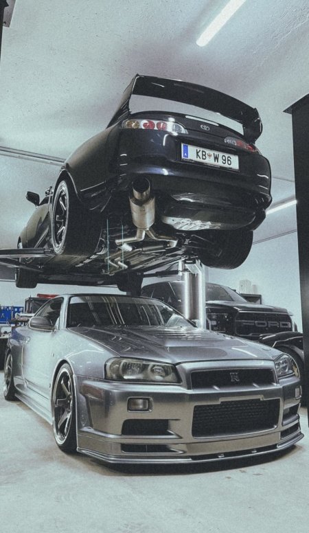 Nissan r skyline