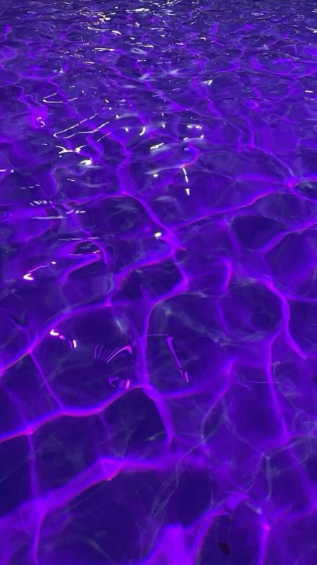 Фиолетовая вода