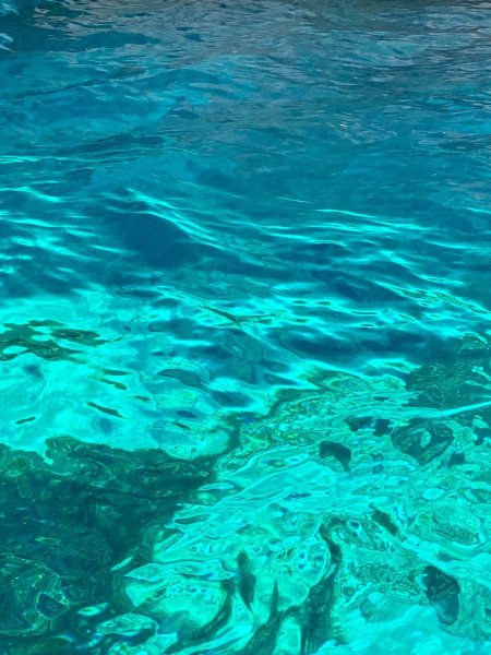 Вода в море