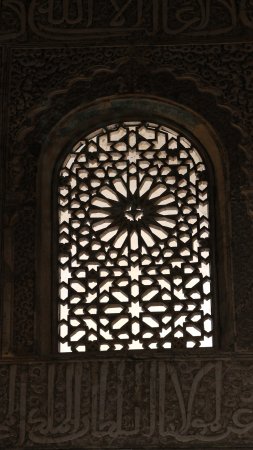 Alhambra of granada скачать фон 2160 x 3840