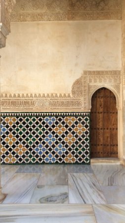 Alhambra palace granada spain скачать фон 1424 x 2532