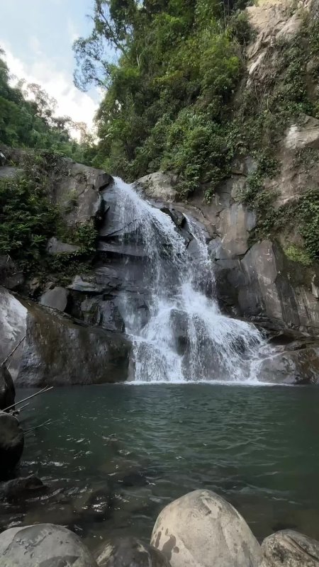 Природный водопад