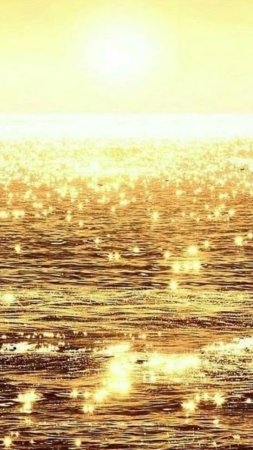 Солнечные блики на воде