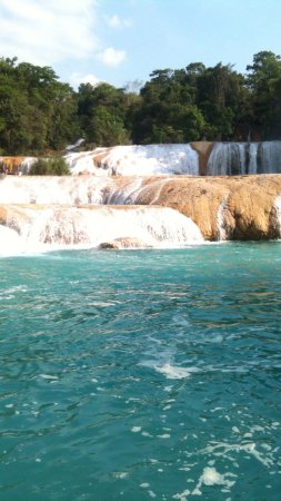 Водопад \ агуа-асуль