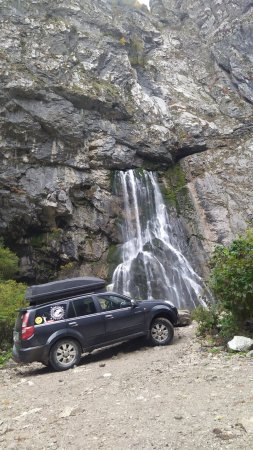 Гегский водопад джиппинг