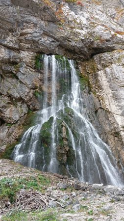 Гегский водопад и озеро рица
