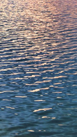 Вода река