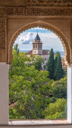 Alhambra granada скачать фон 1424 x 2532
