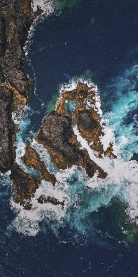 Горы вид сверху на море скачать фон 875 x 1750