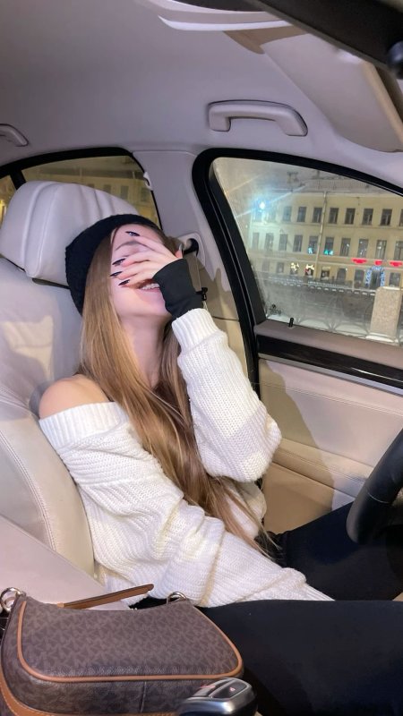 Девушка без лица