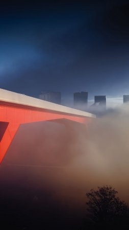 Мост в тумане скачать фон 2160 x 3840