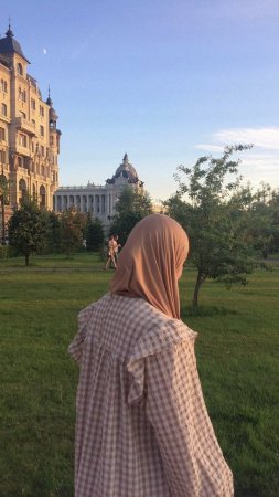 Мусульманские девушки в хиджабе