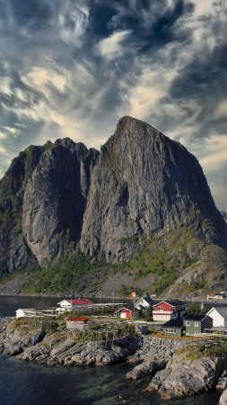 Рейне лофотенские острова норвегия скачать фон 2160 x 3840