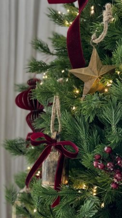 Burgundy velvet ribbon christmas tree