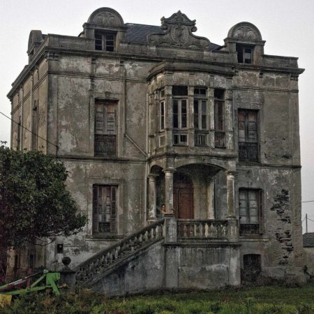 La casa abandonada скачать фон 2048 x 2048