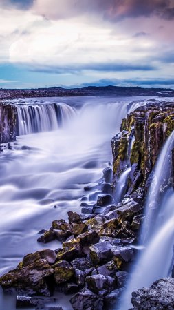 Водопад сельфосс