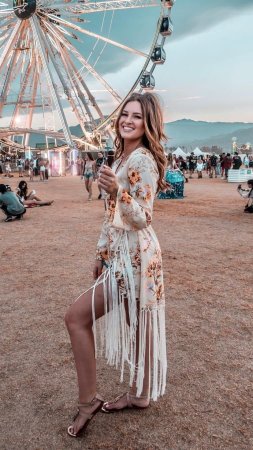 Coachella образы женские