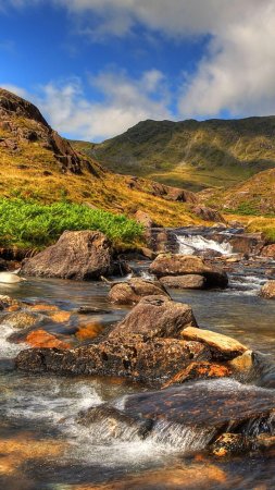 Wallpaper landscape mountains river stones stream wales скачать фон 2160 x 3840