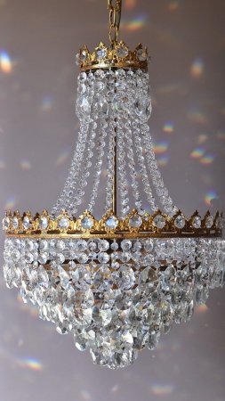 Antique / vintage home lighting french empire crystal chandelier lamp light скачать фон 1080 x 1920