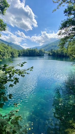 Голубое озеро кабардино балкария скачать фон 2160 x 3840