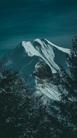 Снежные горы эстетика скачать фон 2160 x 3840
