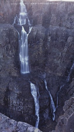 Плато путорана водопад принцесса скачать фон 720 x 1280