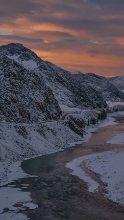 Река катунь горный алтай зима скачать фон 2160 x 3840