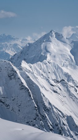 Гора кавказ скачать фон 2160 x 3840