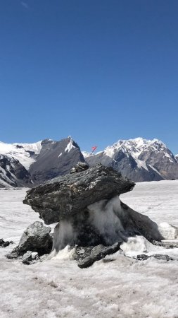 Горы тянь шаня скачать фон 720 x 1280