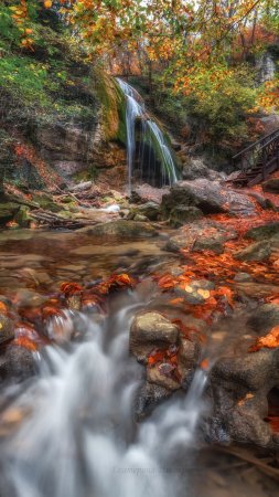 Водопад джур-джур в крыму осень 2022