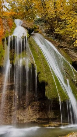 Водопад джур в алуште