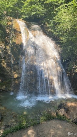 Водопад в крыму