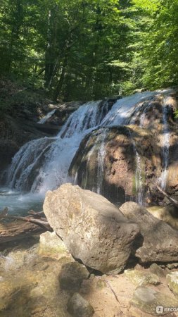 Крымский водопад серебряные струи