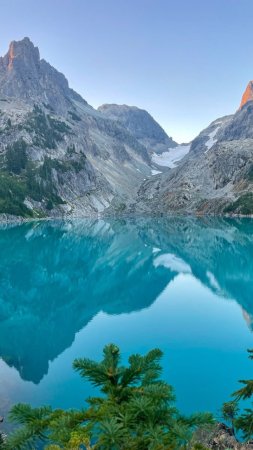 Alpine lakes wilderness скачать фон 720 x 1280
