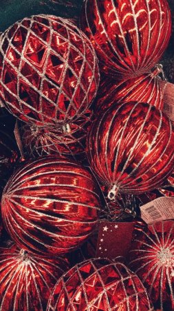 Новогодние шары скачать фон 720 x 1280