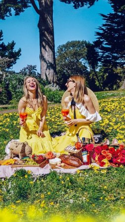 Фотосессия на пикнике подруги