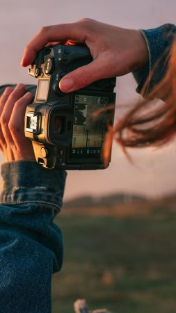 Человек с фотоаппаратом