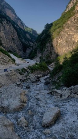 Кармадонское ущелье северная осетия скачать фон 720 x 1280