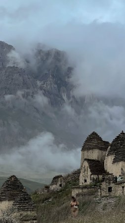 Даргавс северная осетия скачать фон 1080 x 1920
