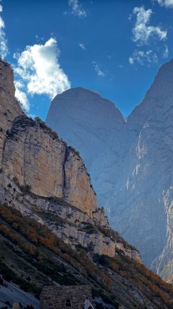 Черекское ущелье кабардино-балкария скачать фон 720 x 1280