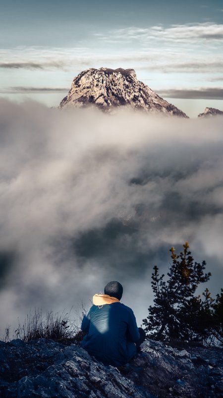 Гора туман скачать фон 2160 x 3840