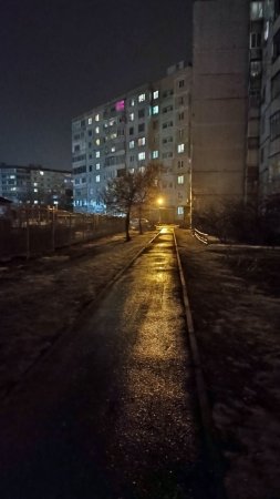 Двор ночью