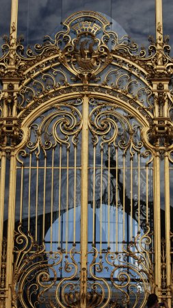 Le petit palais скачать фон 2160 x 3840