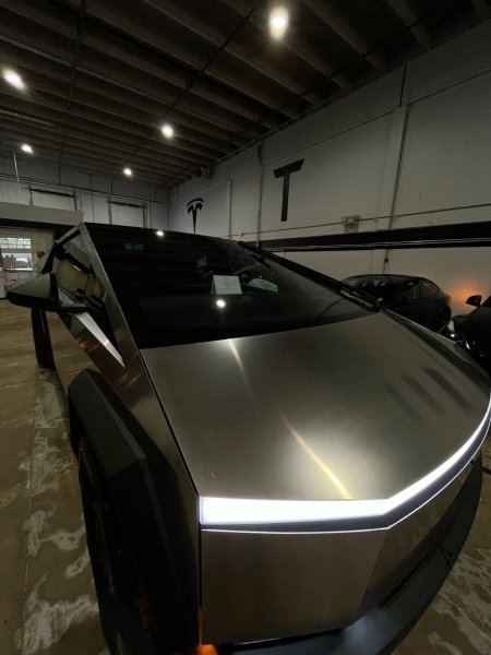 Tesla cybertruck